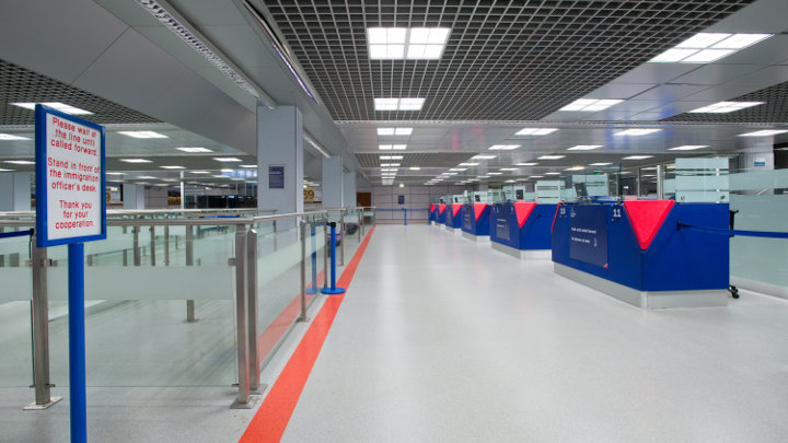  Philips Aydınlatma Manchester Havaalanı Terminal 2'yi aydınlatır