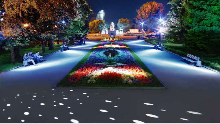 Philips aydınlatma tarafından hoş bir şekilde aydınlatılmış bir park