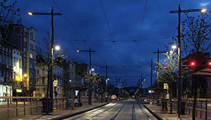 Philips CosmoPolis bir tramvay durağını etkili şekilde aydınlatır