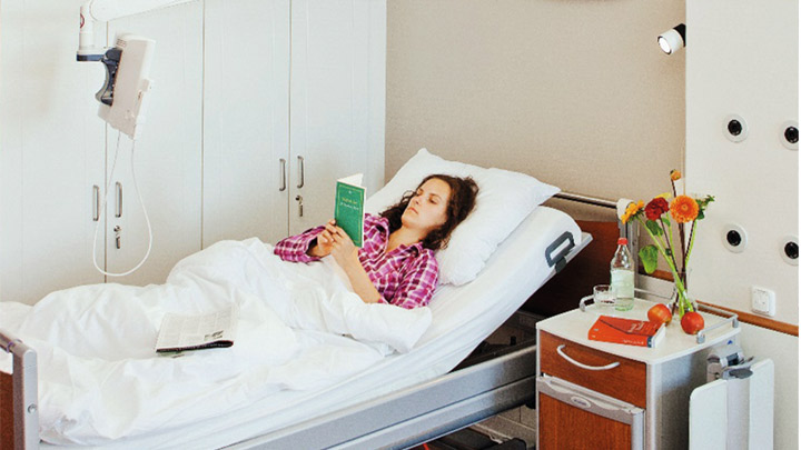 HealWell daha sağlıklı uyku ritimlerine destek olurken çalışanların ve hastaların daha iyi görmelerine, daha iyi hissetmelerine ve daha zinde olmalarına yardım eder.