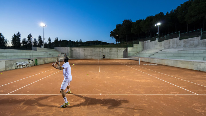 Tenis Kortu Aydınlatması - Projektör Aydınlatmaları